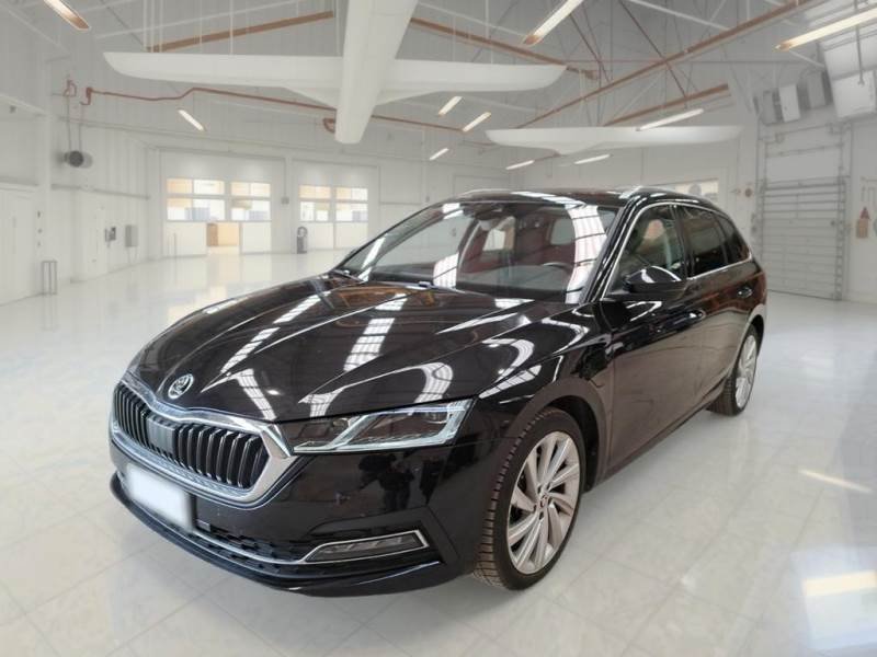 Skoda Octavia Combi 1.4 TSI Executive - Hybrid - Automatic - 204 hp - 129.022 km Executive