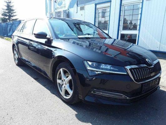 Skoda Superb Combi 2.0 TDI Premium - Diesel - Automatic - 200 hp - 227.806 km Premium