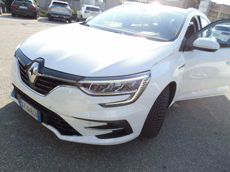 Renault Megane Grandtour 1.5 DCI Business - Diesel - Automatic - 116 hp - 208.316 km Business