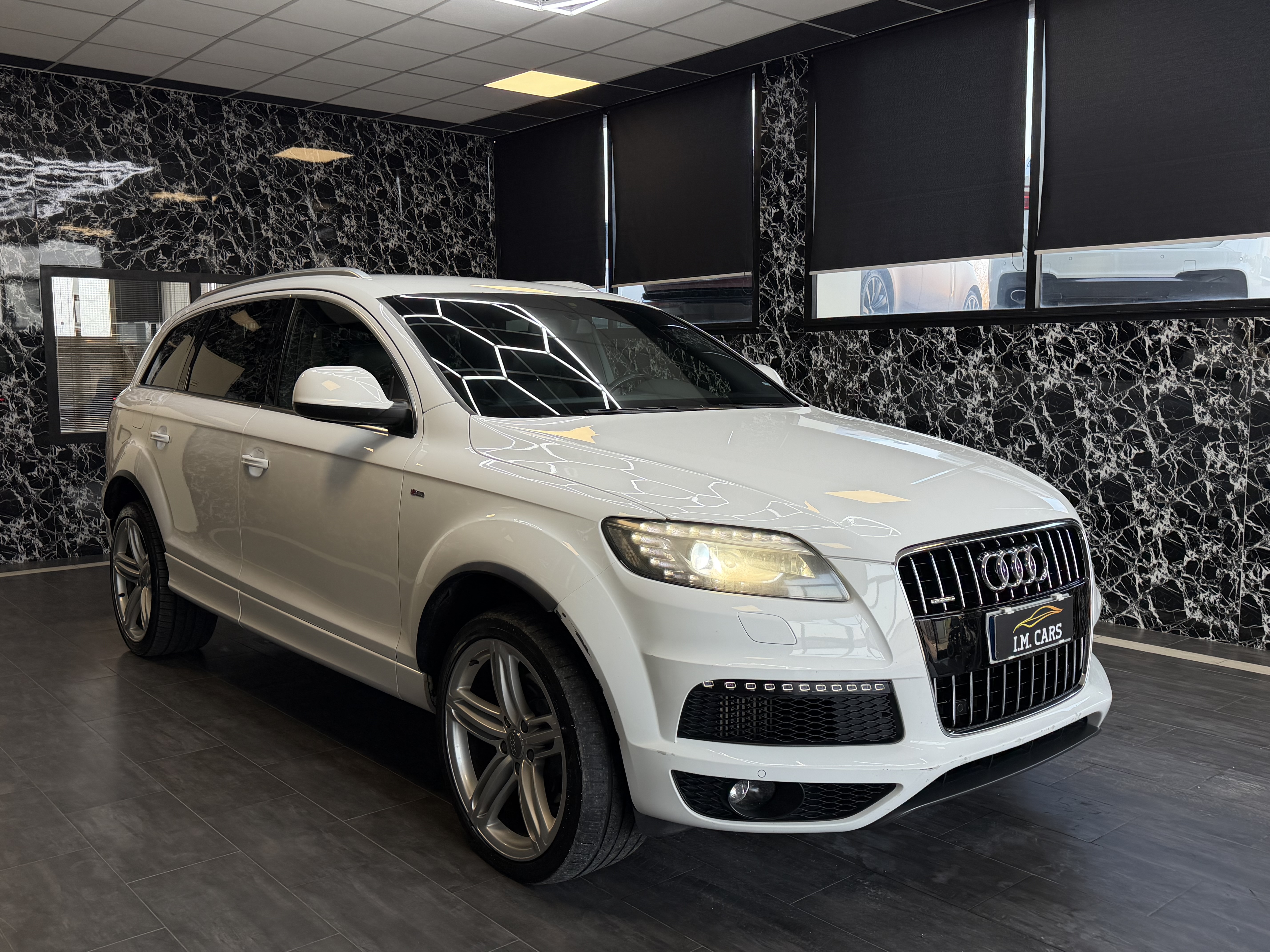 Audi Q7 3.0 TDI S Line - Diesel - Automatic - 239 hp - 311.000 km S Line