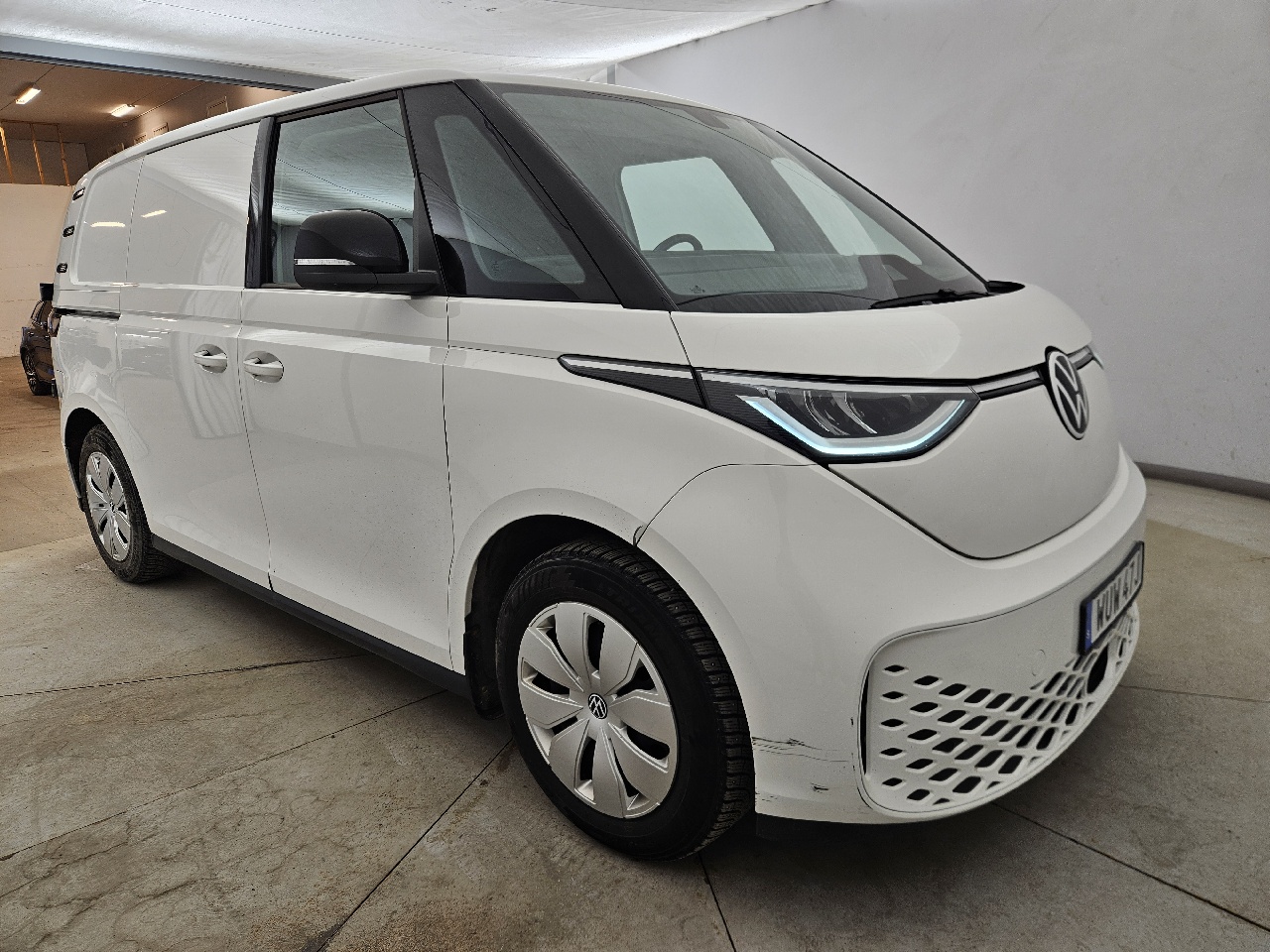 Volkswagen ID.Buzz Cargo - Electric - Automatic - 204 hp - 281.798 km 