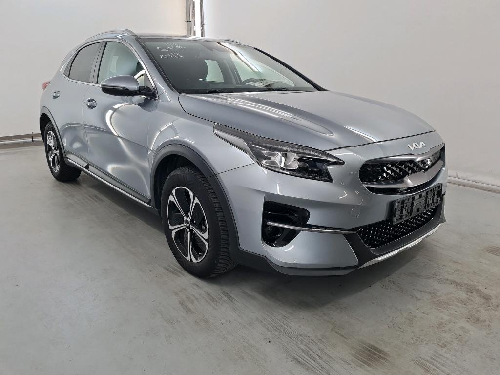 Kia XCeed 1.6 GDI Business - Hybrid - Automatic - 105 hp - 46.945 km Business