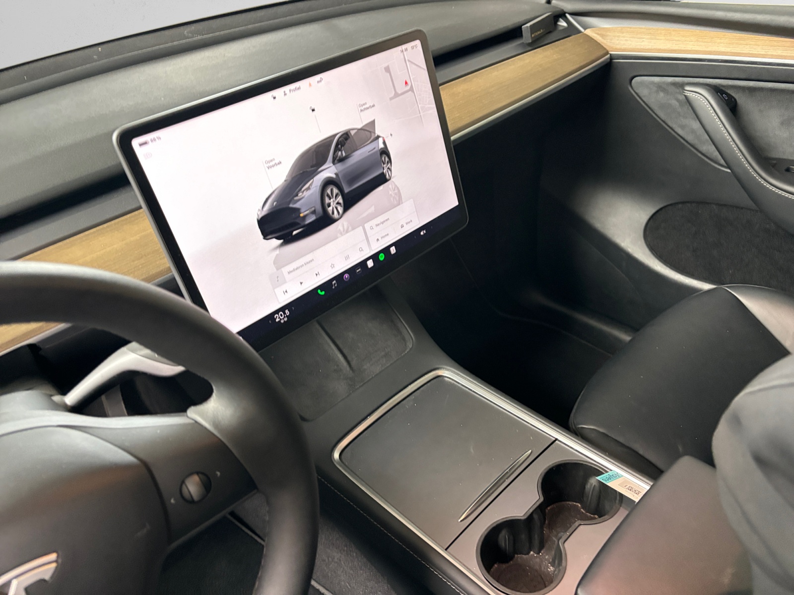 Foto 7 van Tesla Model Y