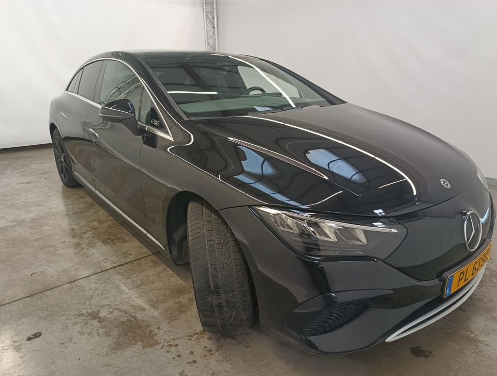 Mercedes-Benz EQE 300 - Electric - Automatic - 245 hp - 58.591 km 