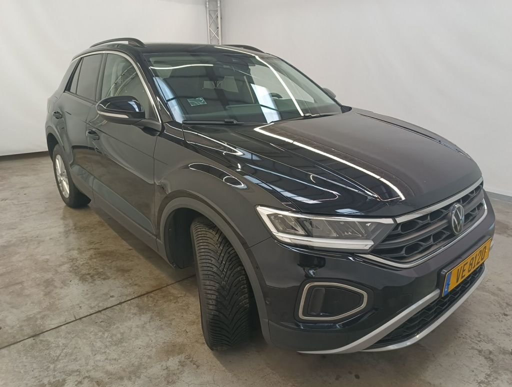 Volkswagen T-ROC 1.5 TSI Life - Petrol - Automatic - 150 hp - 39.898 km Life