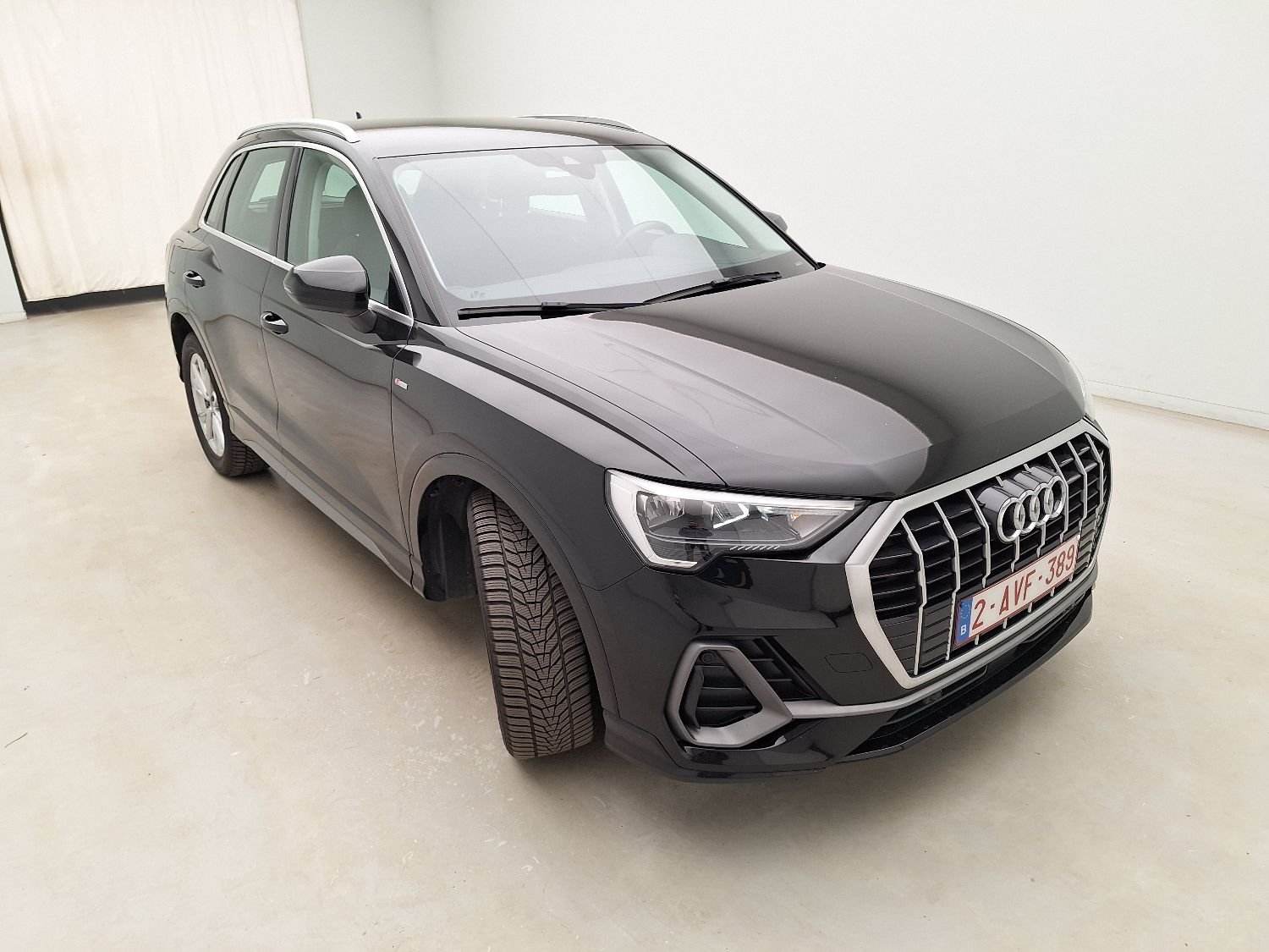 Audi Q3 35 TDI S Line - Diesel - Automatic - 150 hp - 135.300 km S Line