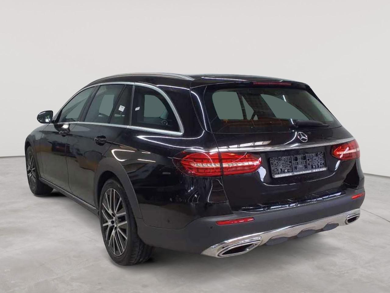 Mercedes-Benz E All-Trrain 220d - 4-Matic - Disl - Automatic - 200 hp - 55.017 km
