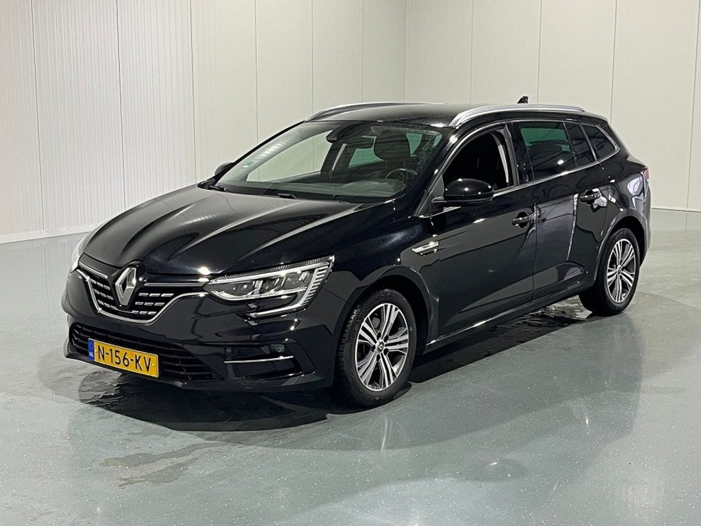 Renault Megane Grandtour 1.3 TCe Intens - Petrol - Manual - 140 hp - 83.609 km