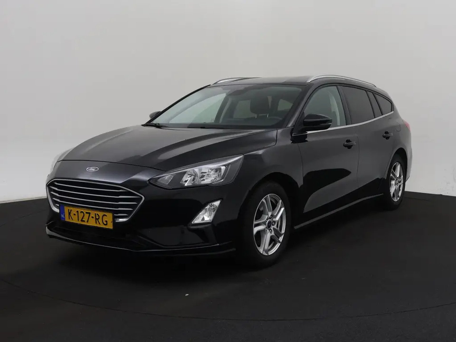 Ford Focus 1.0 EcoBoost Trend - Petrol - Manual - 101 hp - 94.855 km