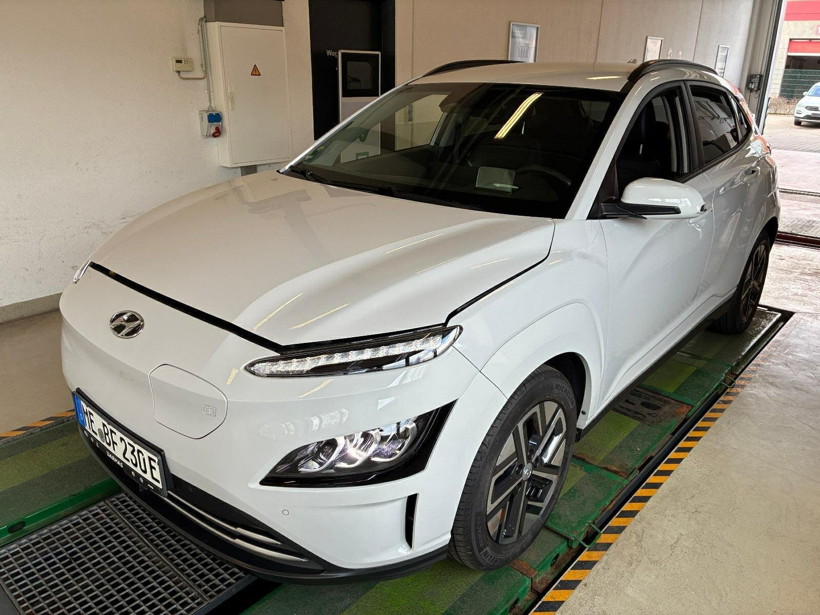 Hyundai e-Kona Prime - Electric - Automatic - 204 hp - 48.505 km Prime