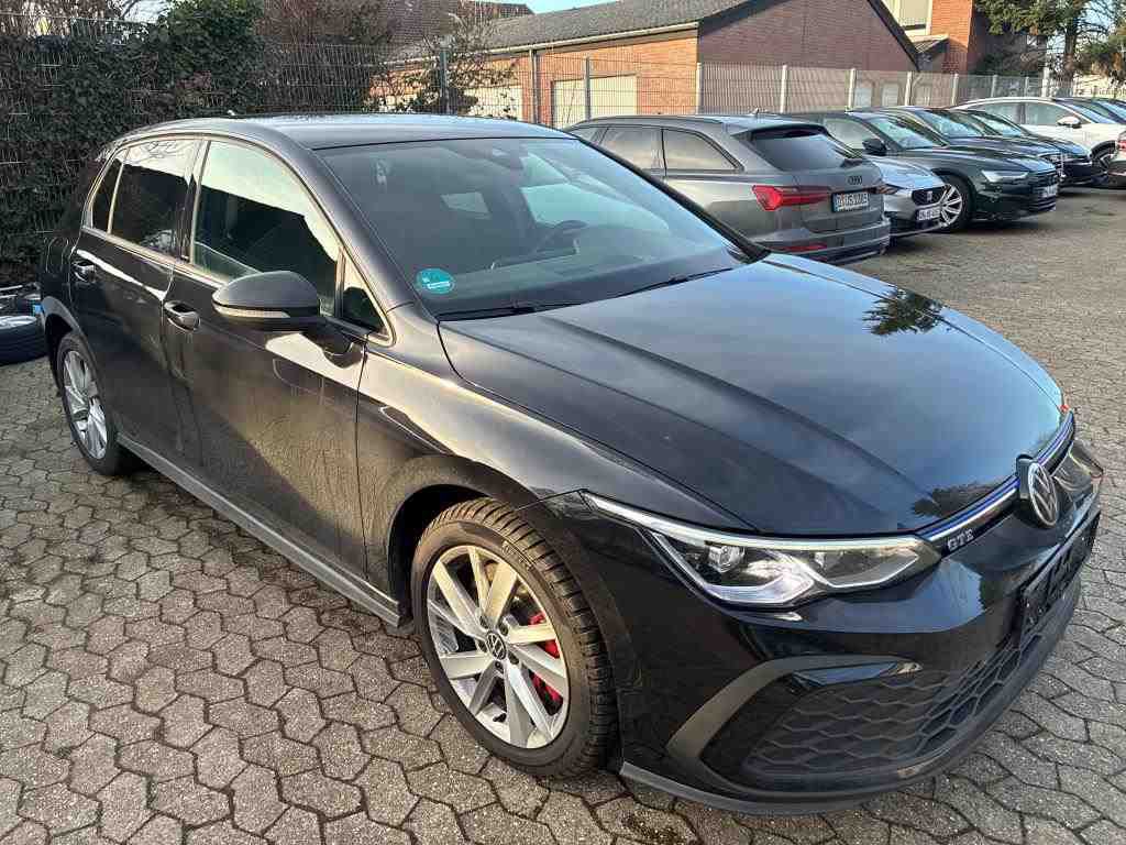 Volkswagen Golf GTE 1.4 - Hybrid - Automatic - 150 hp - 95.944 km 