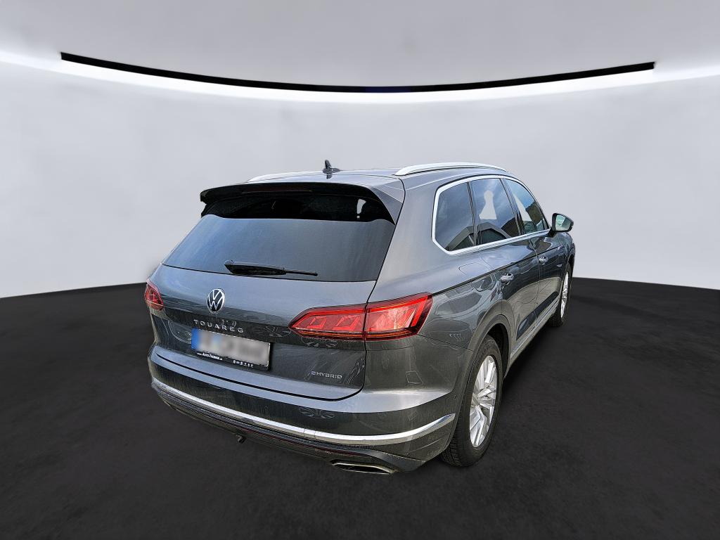 Volkswagen Touareg 3.0 Elegance - Hybrid - Automatic - 340 hp - 163.307 km Elegance