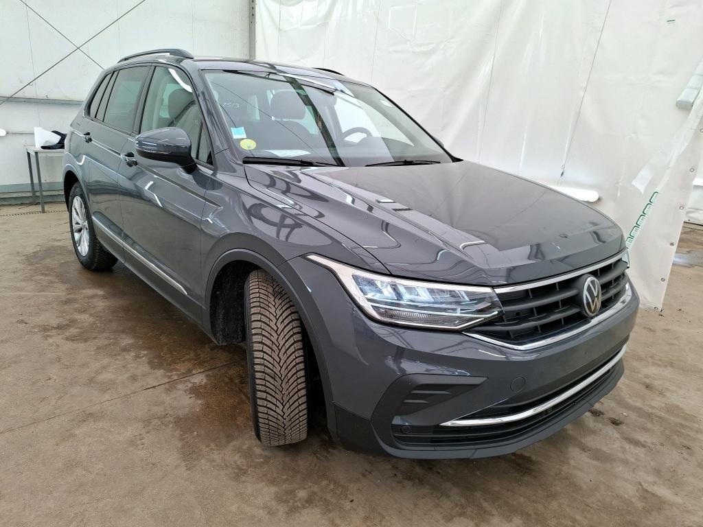 Volkswagen Tiguan 2.0 TDI Life Business - Diesel - Automatic - 150 hp - 104.376 km Life Business