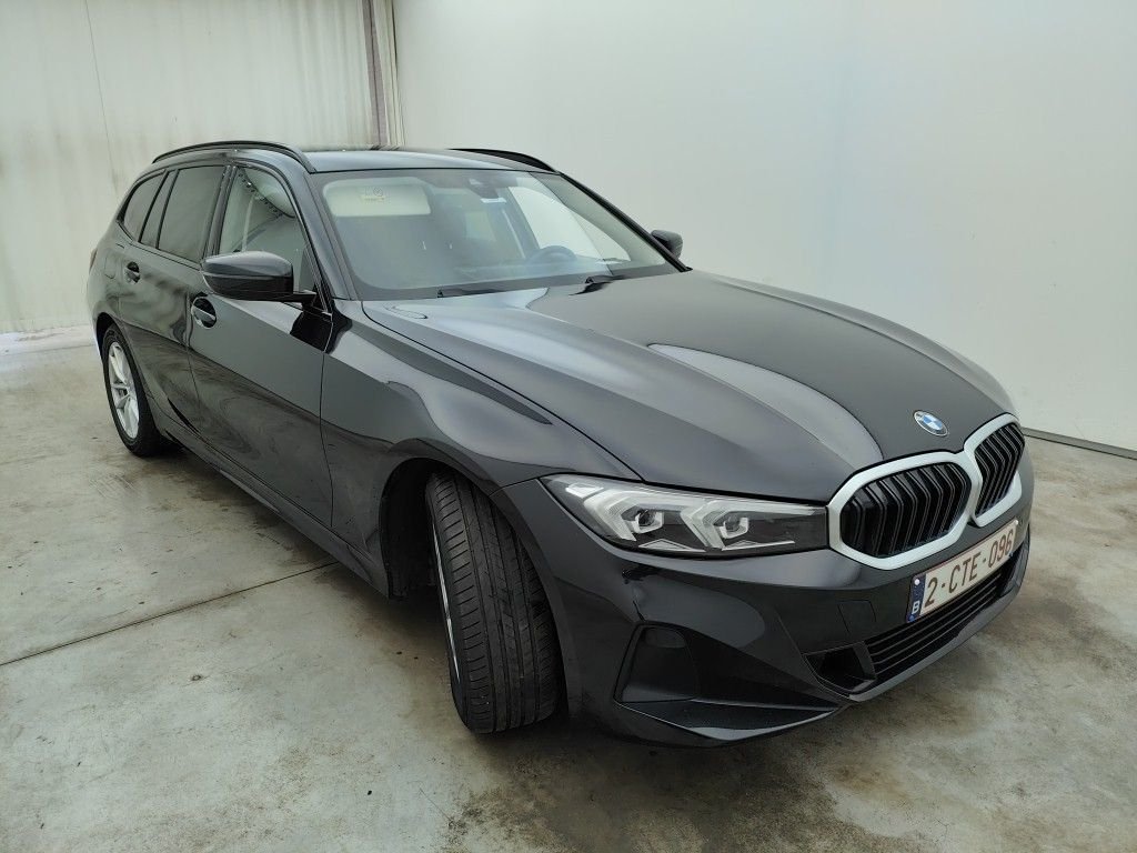 BMW 3 Series Touring 318i - Petrol - Automatic - 156 hp - 125.111 km 
