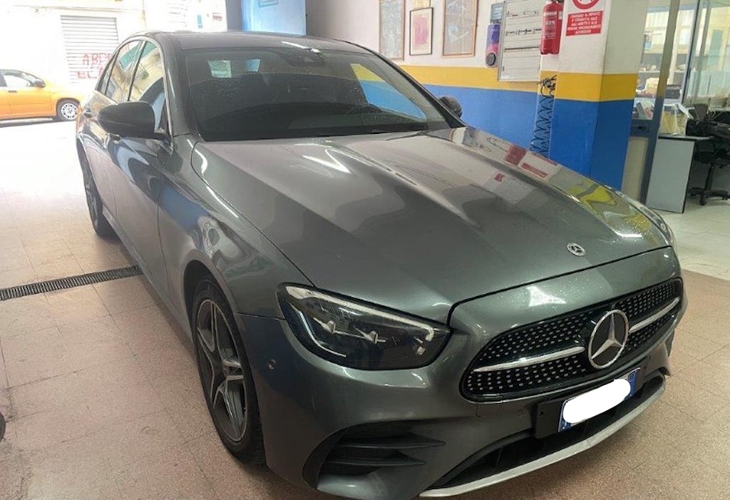Mercedes-Benz E 300de Premium Plus - Hybrid - Automatic - 194 hp - 162.224 km Premium Plus