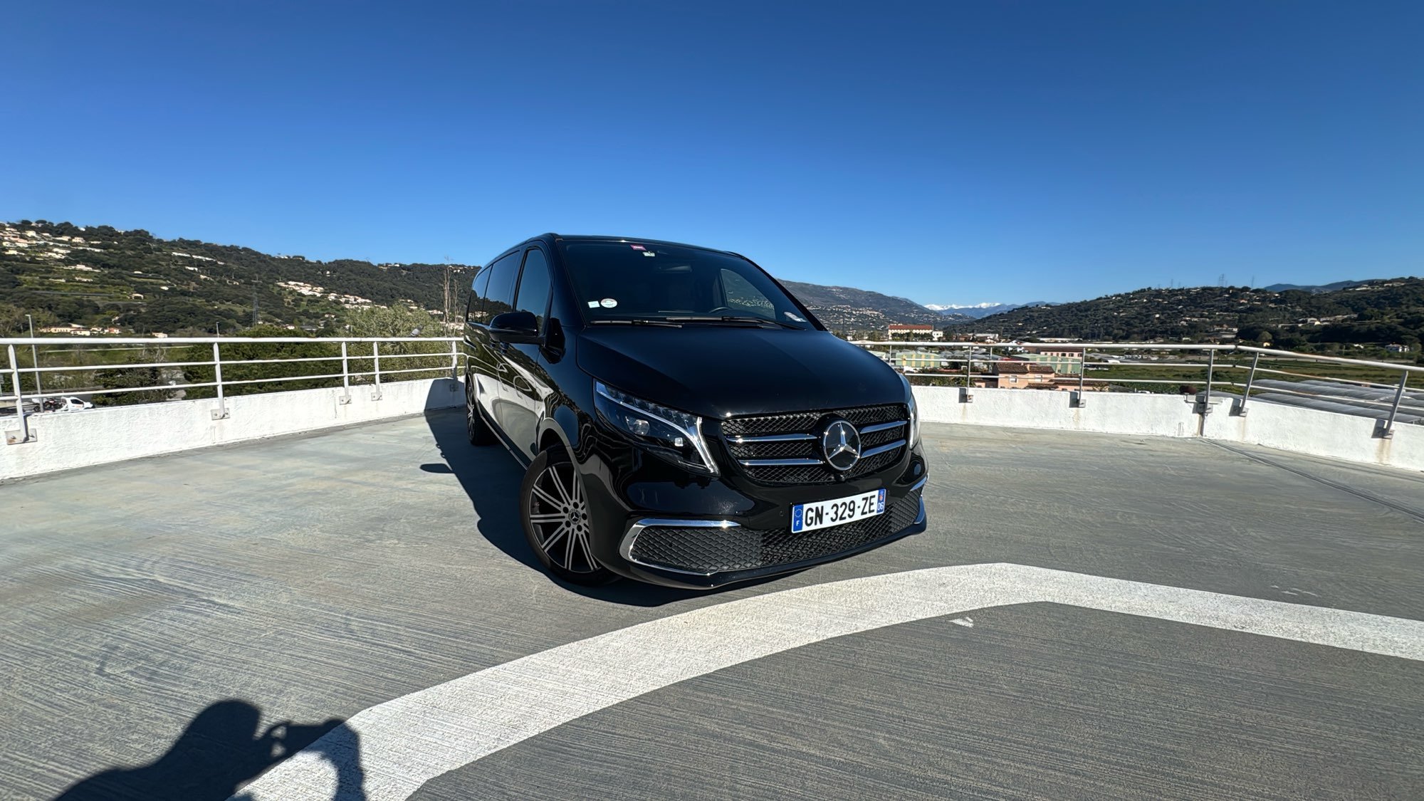 Mercedes-Benz V 220 Executive - Diesel - Automatic - 163 hp - 150.000 km Executive