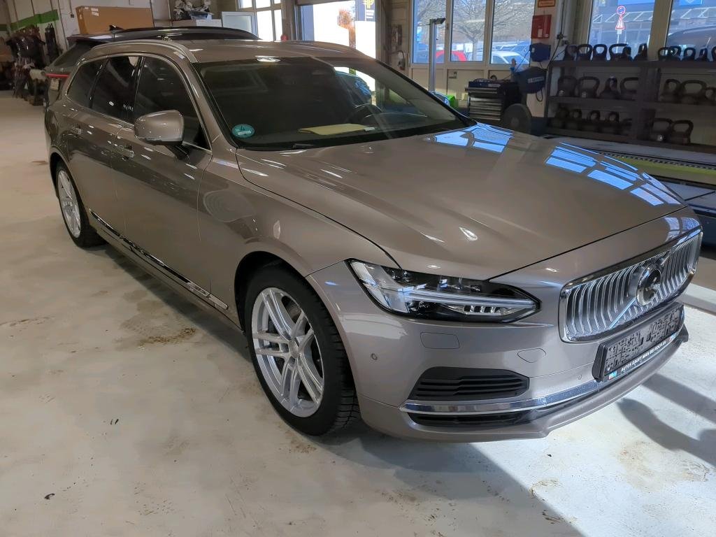 Volvo V90 T8 Inscription - AWD - Hybrid - Automatic - 253 hp - 153.872 km Inscription