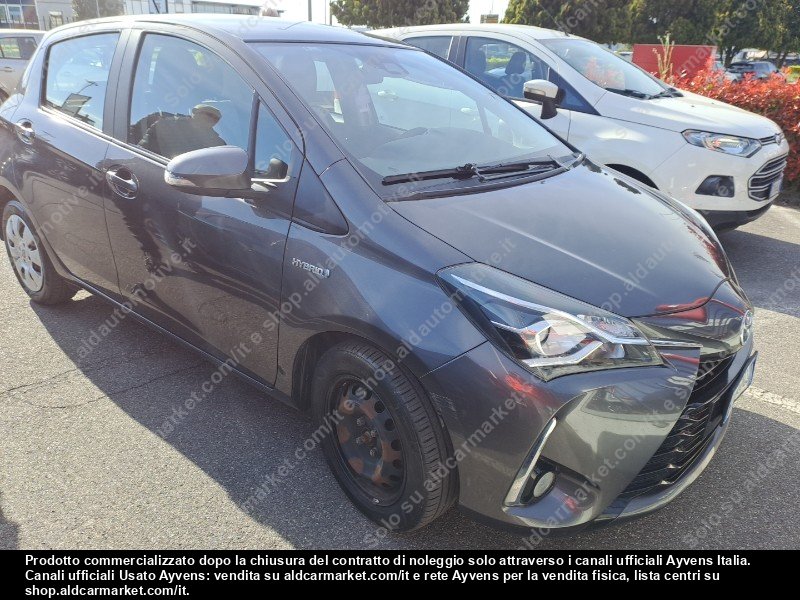 Toyota Yaris 1.5 Business - Hybrid - Automatic - 73 hp - 136.152 km Business