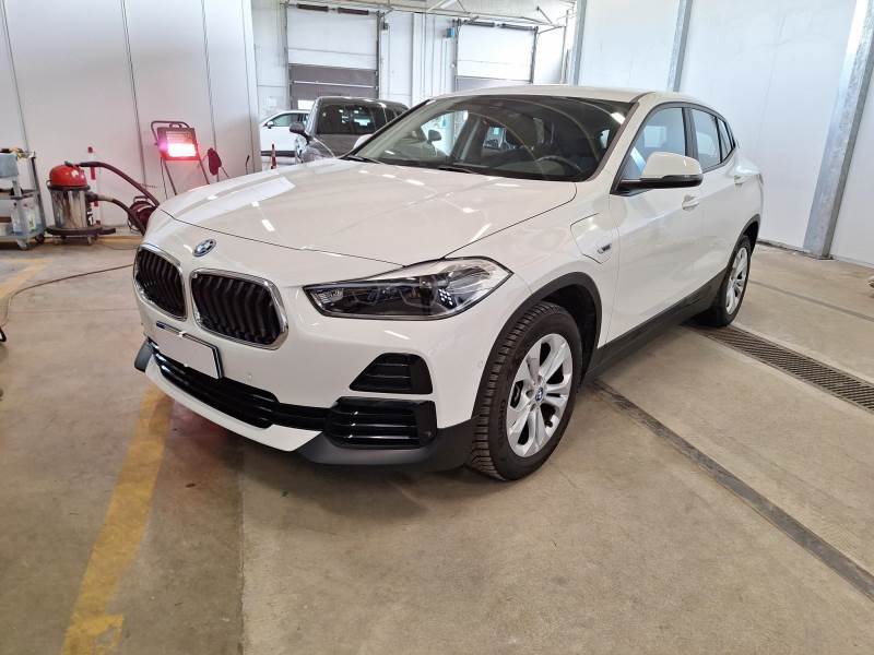 BMW X2 25e Business - xDrive - Hybrid - Automatic - 220 hp - 65.879 km Business