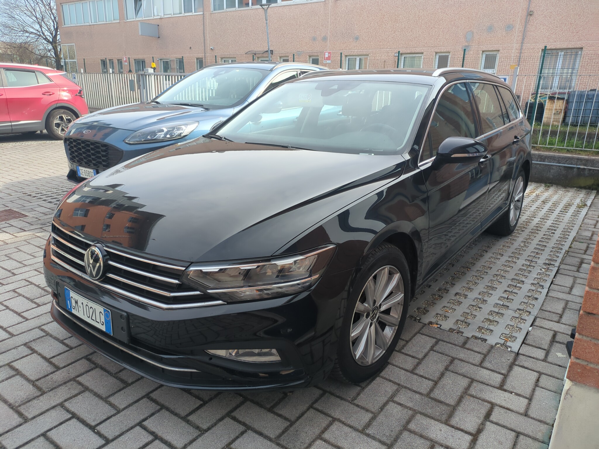 Volkswagen Passat Variant 2.0 TDI Business - Diesel - Automatic - 122 hp - 244.271 km