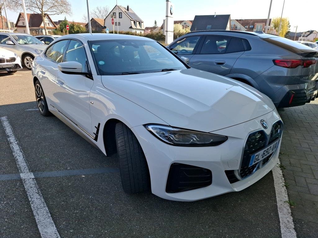 BMW i4 40 M Sport - Electric - Automatic - 340 hp - 92.460 km M Sport