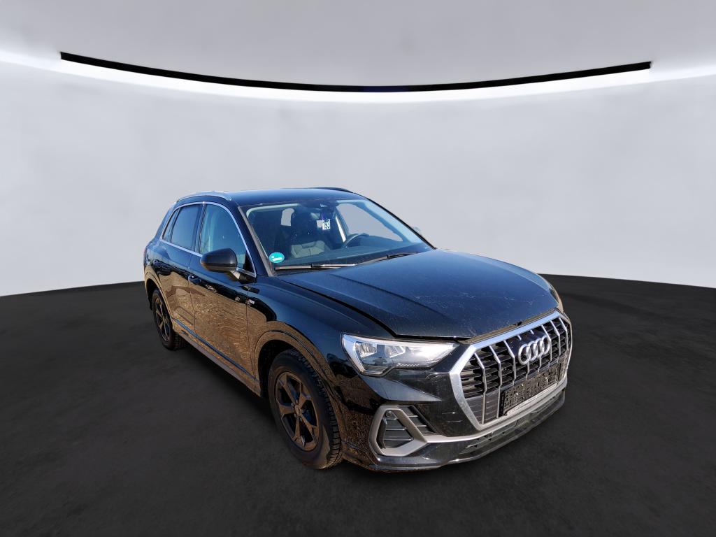 Audi Q3 35 TDI S Line - Diesel - Manual - 150 hp - 36.910 km S Line