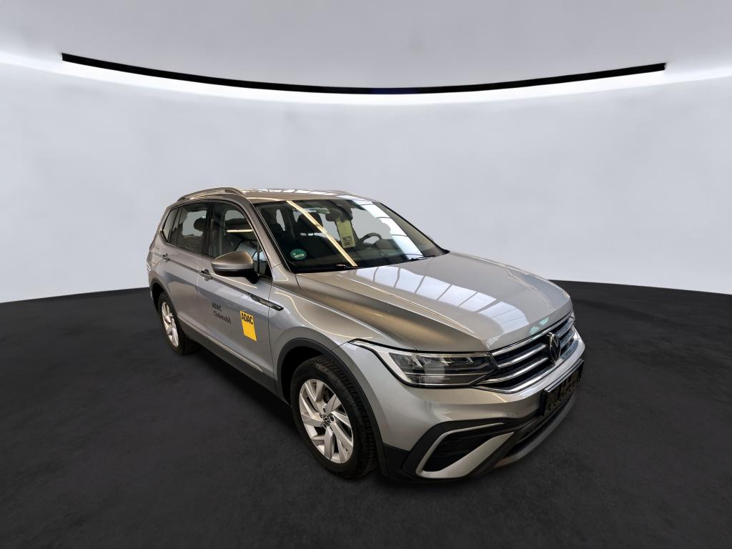 Volkswagen Tiguan Allspace 1.5 TSI Life - Petrol - Automatic - 150 hp - 32.524 km Life