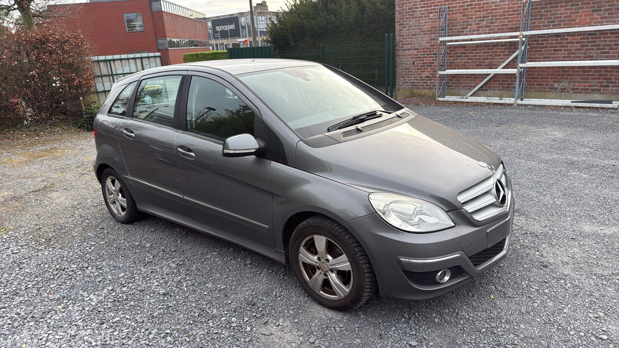 Mercedes-Benz B 180 CDI - Diesel - Automatic - 108 hp - 273.700 km 