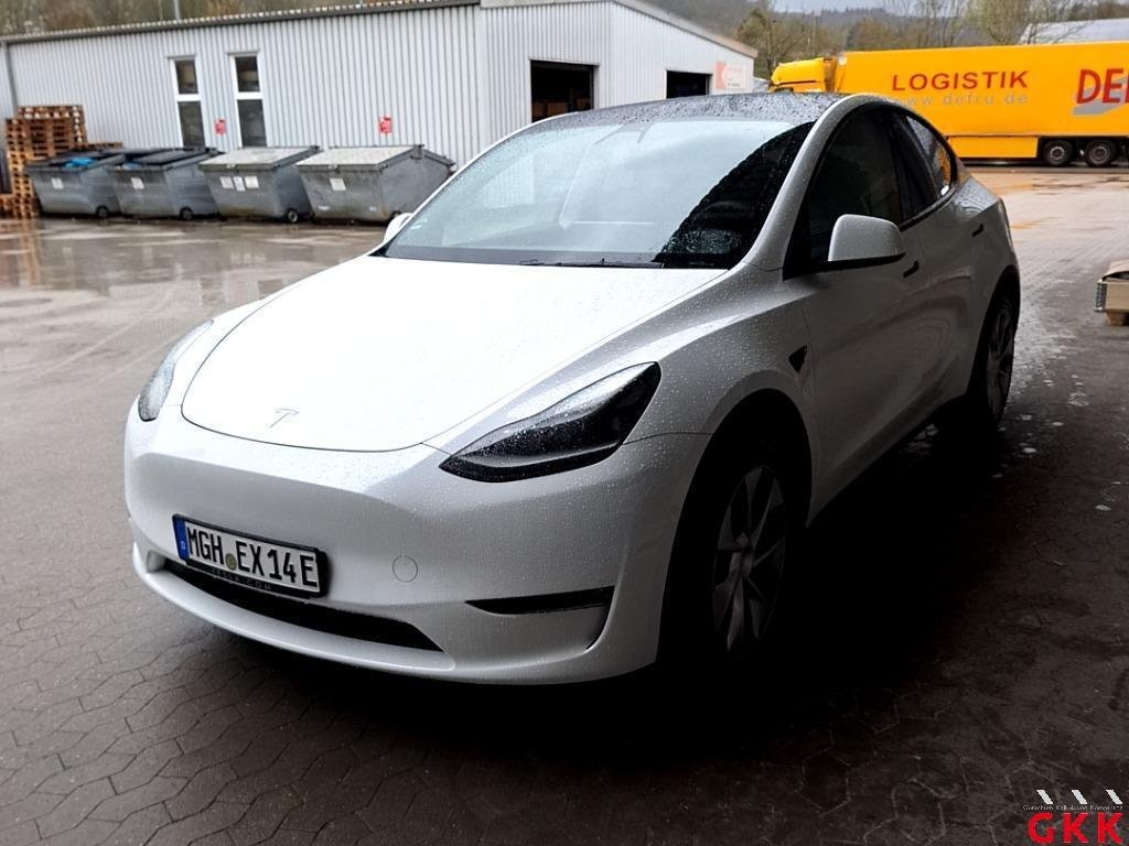 Tesla Model Y Long Range - Dual Motor - Electric - Automatic - 208 hp - 70.891 km 