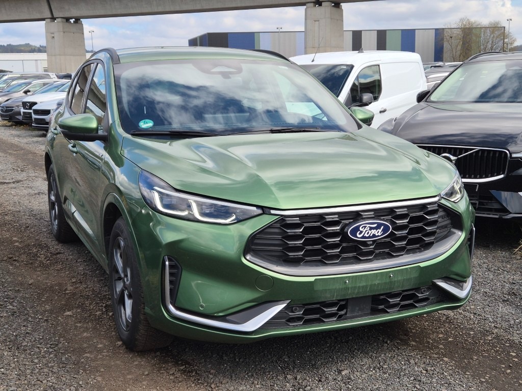 2025 Ford Kuga   