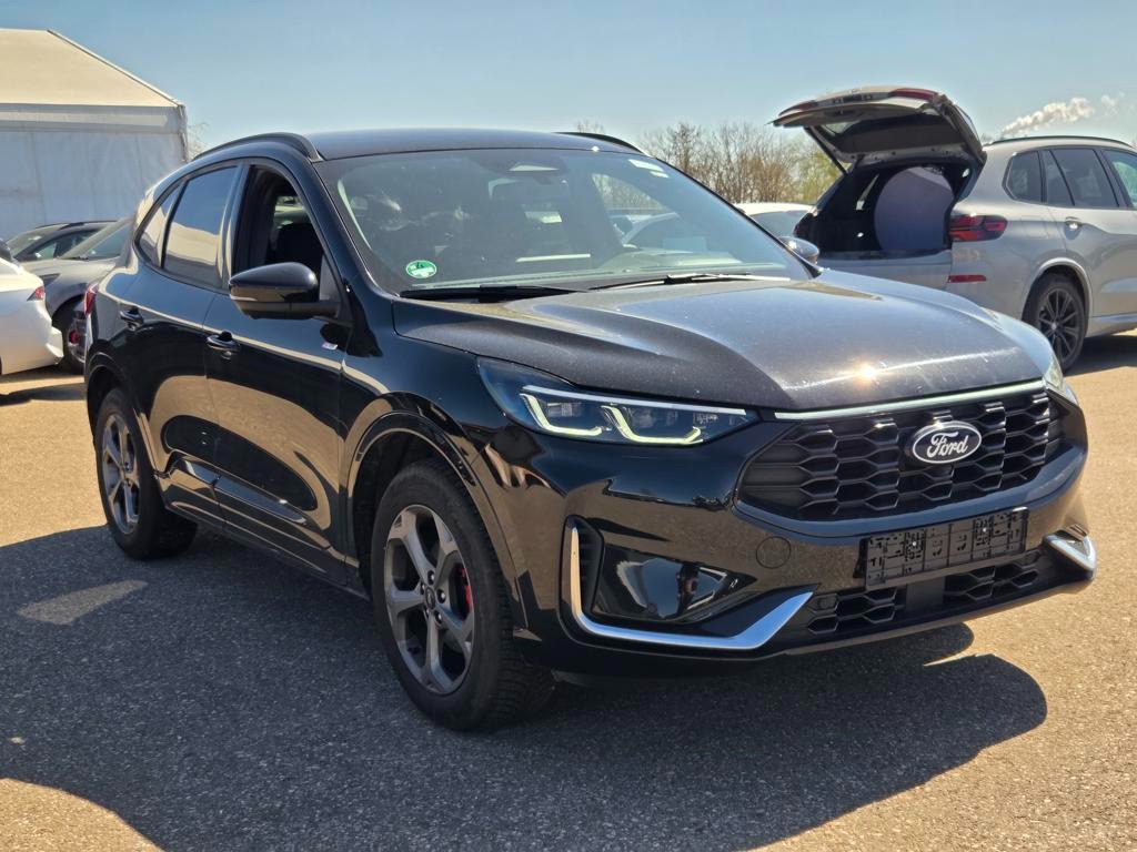 2025 Ford Kuga   