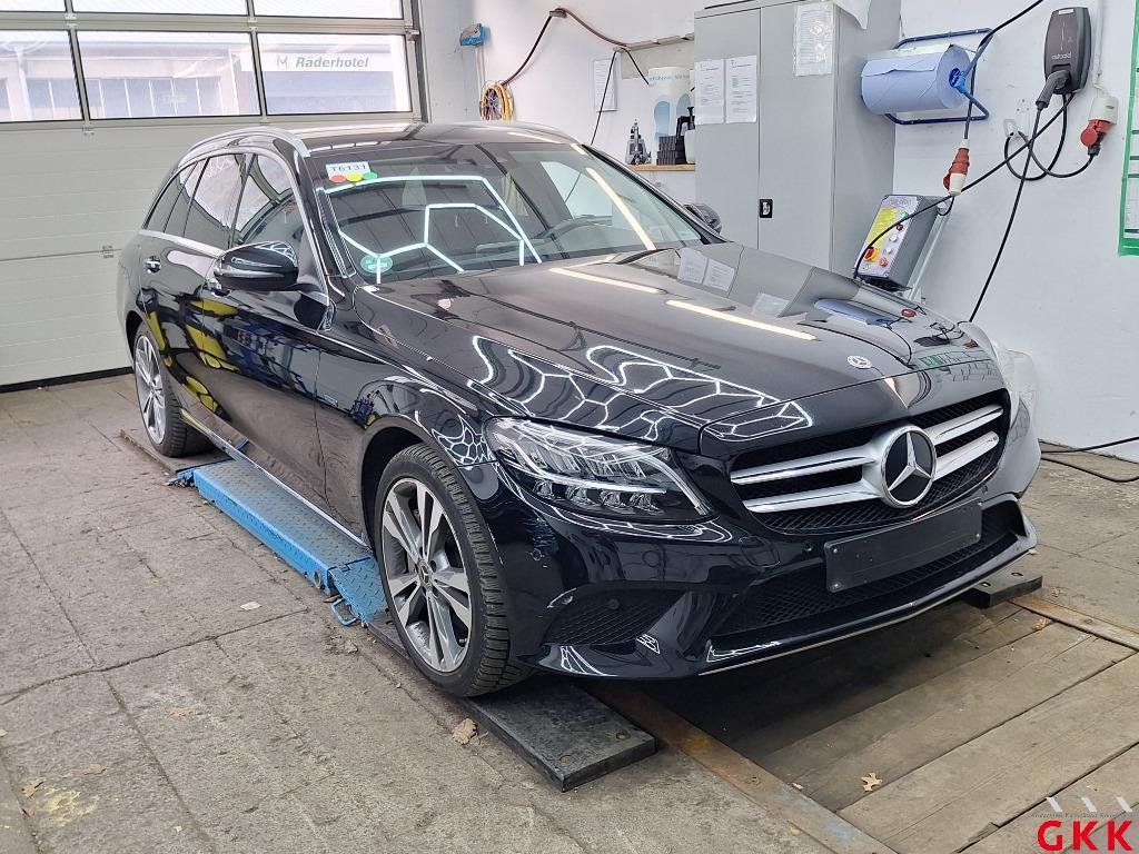 Mercedes-Benz C Break 300de - Hybrid - Automatic - 194 hp - 178.908 km 