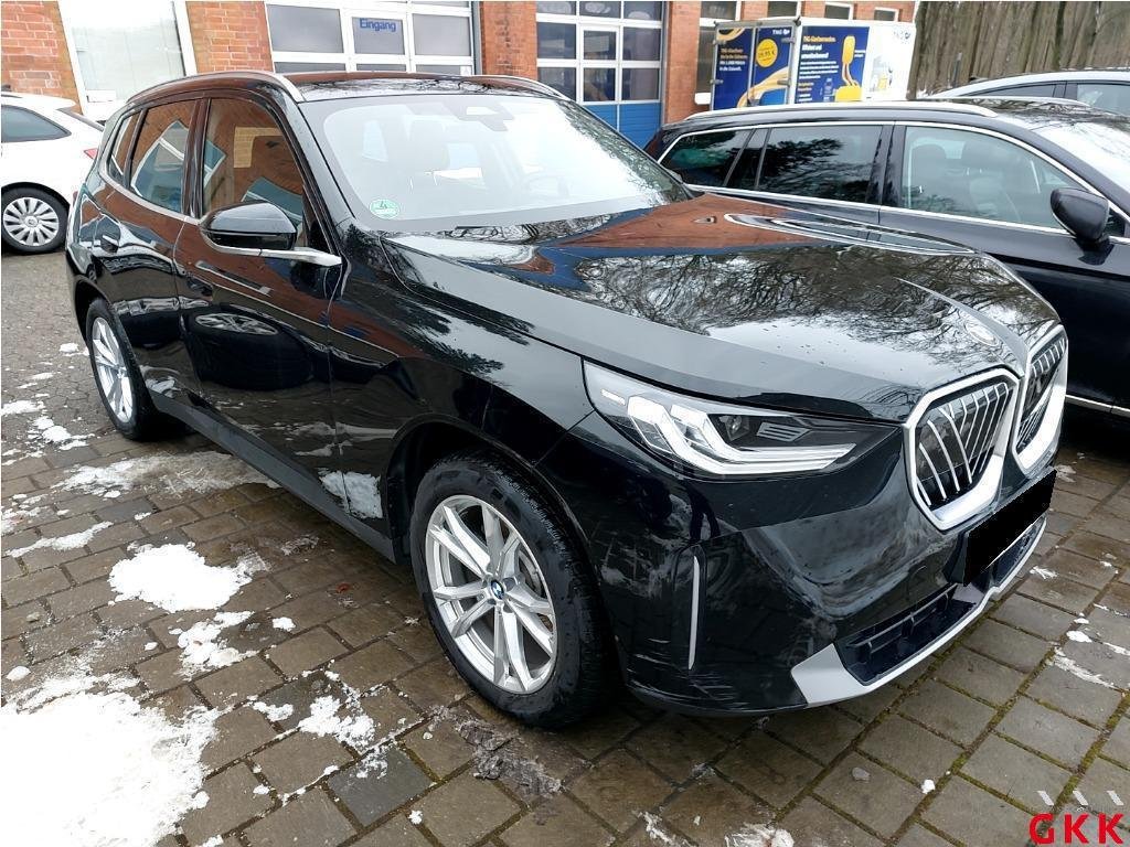 BMW X3 20i - xDrive - Petrol - Automatic - 190 hp - 50.537 km 