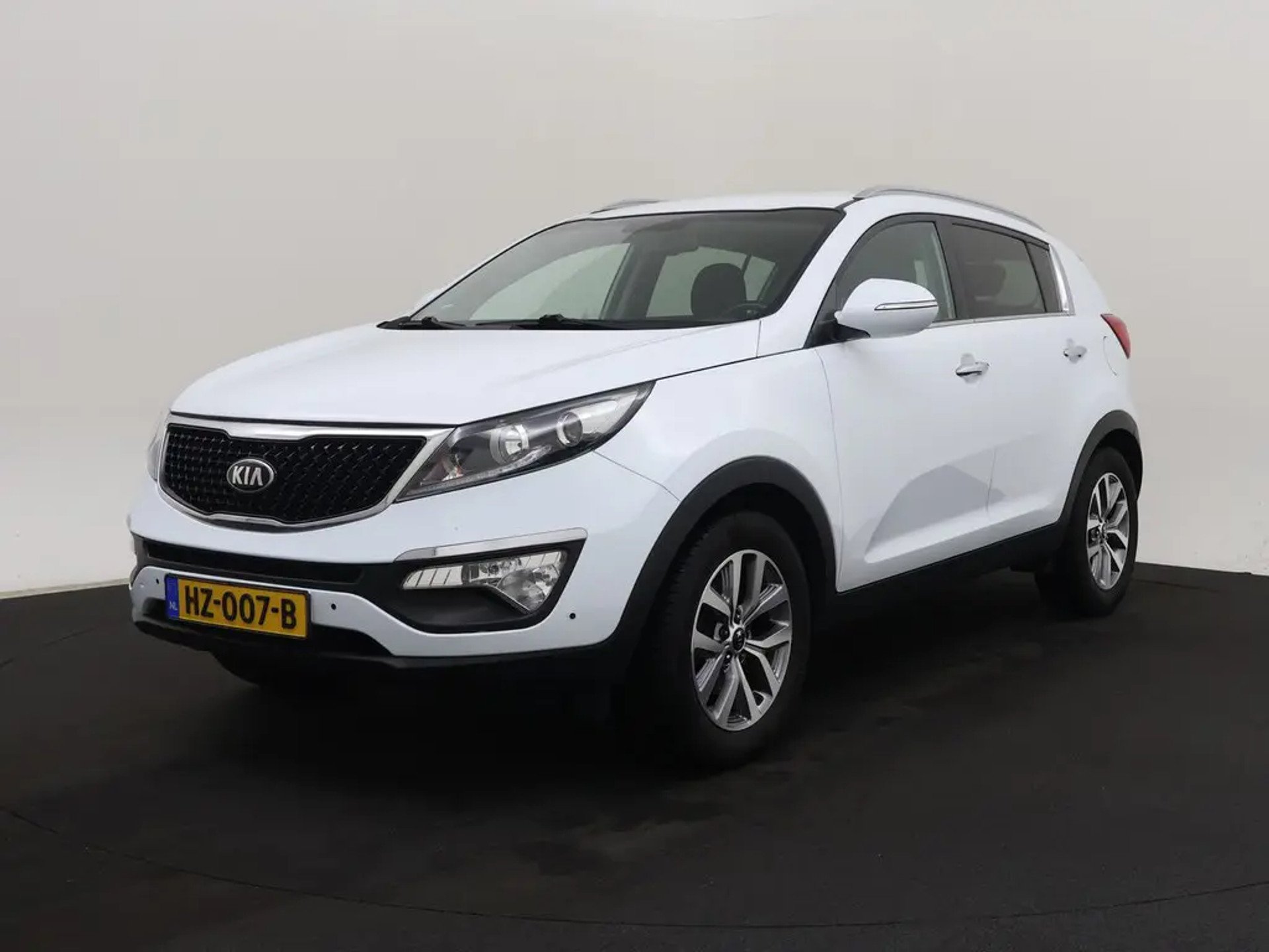 Kia Sportage 1.6 GDI DynamicLine - Petrol - Manual - 135 hp - 145.660 km