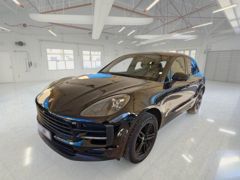 2020 Porsche Macan   