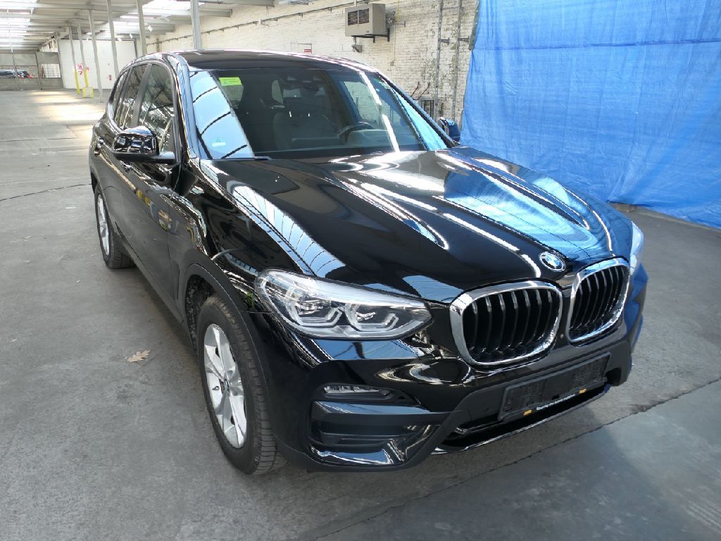 BMW X3 30 Advantage - xDrive - Hybrid - Automatic - 292 hp - 71.766 km Advantage
