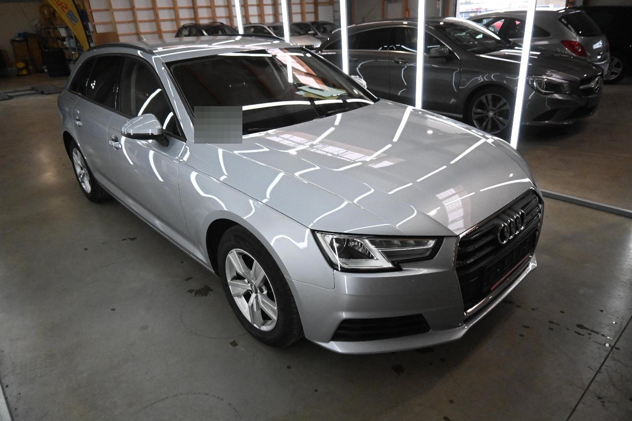 Audi A4 Avant 35 TDI - Diesel - Automatic - 150 hp - 98.659 km 