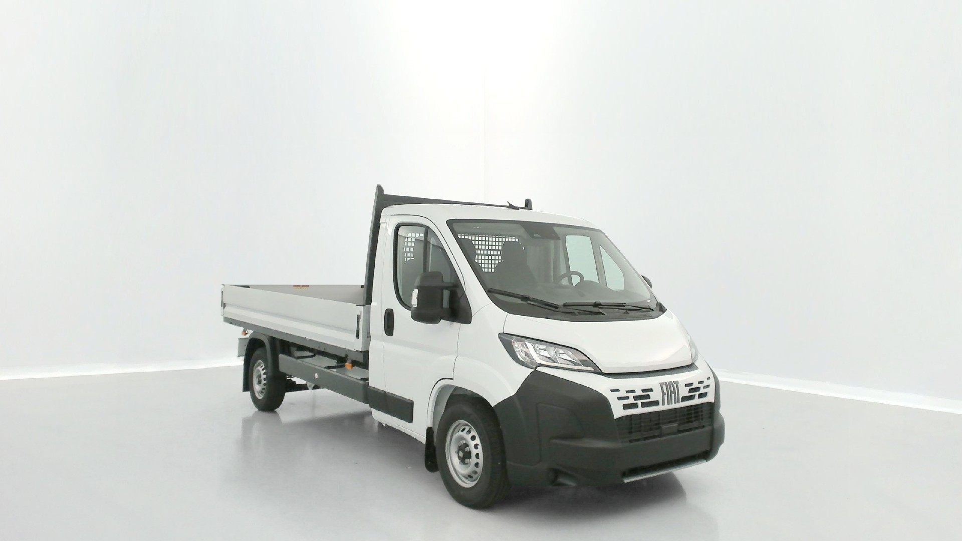 Fiat Ducato flatbed 2.2 Maxi 2025