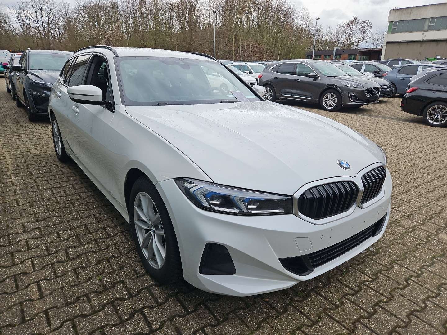 BMW 3 Series Touring 318d - Diesel - Automatic - 150 hp - 159.615 km 