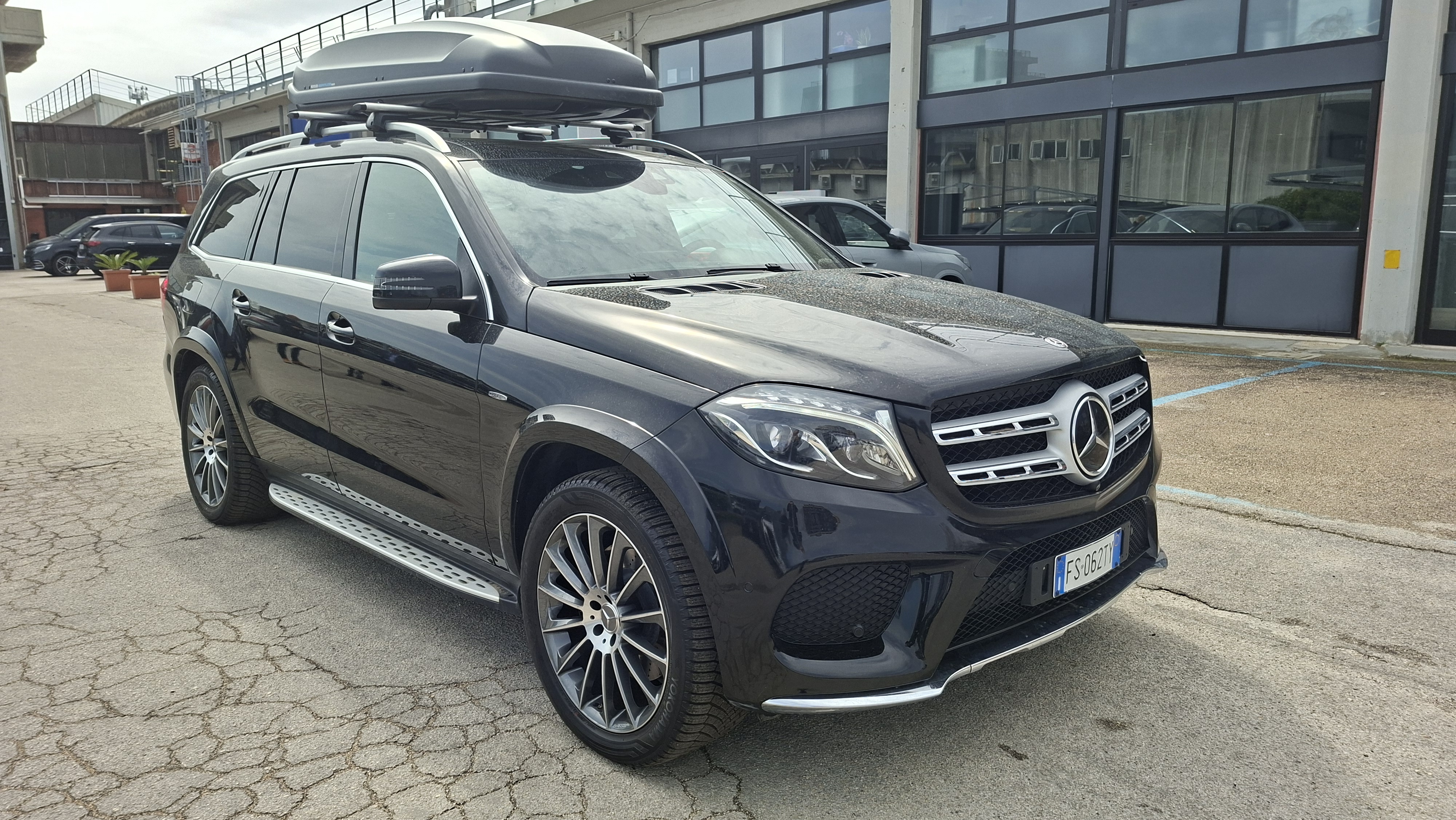 Mercedes-Benz GLS 350d Premium Plus - 4-Matic - Diesel - Automatic - 258 hp - 170.479 km Premium Plus