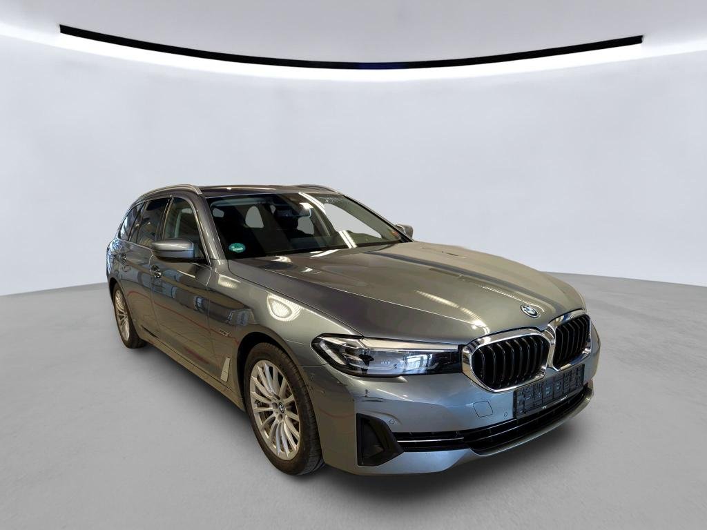 BMW 5 Series Touring 530e - Hybrid - Automatic - 184 hp - 130.177 km 