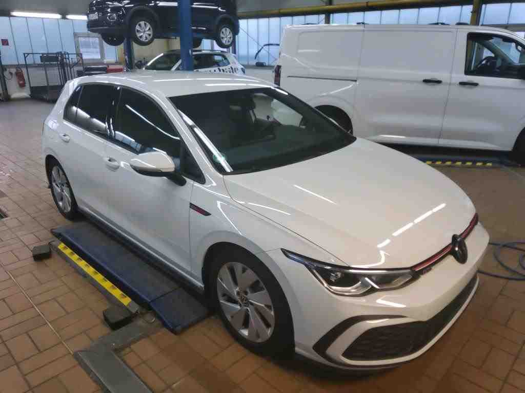 Volkswagen Golf GTI 2.0 TSI - Petrol - Manual - 244 hp - 22.497 km 