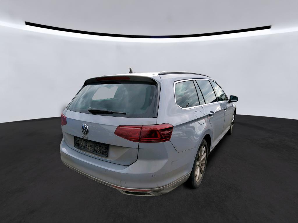 Volkswagen Passat 1.4 - Hybrid - Automatic - 217 hp - 84.649 km 