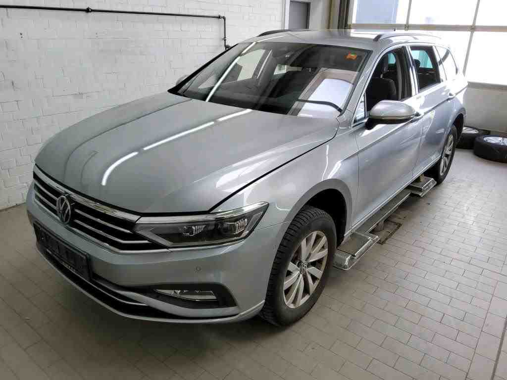 Volkswagen Passat 2.0 - Diesel - Automatic - 199 hp - 95.866 km 