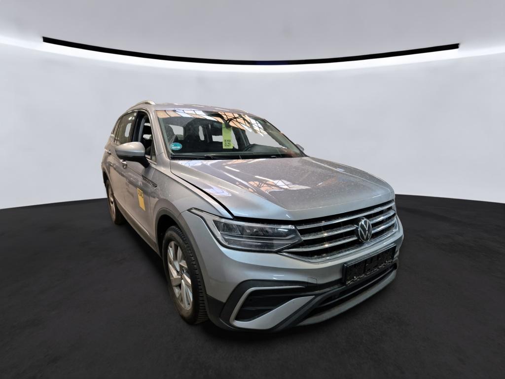 Volkswagen Tiguan 1.5 - Petrol - Automatic - 149 hp - 32.188 km 