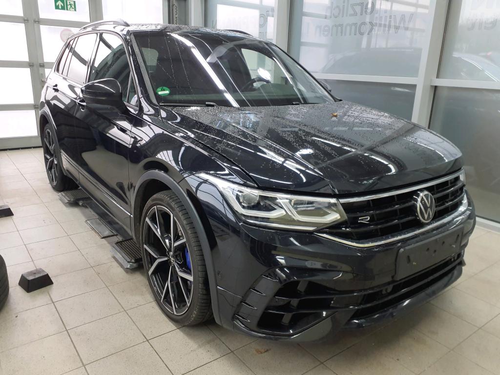 Volkswagen Tiguan 2.0 - 4Motion - Petrol - Automatic - 319 hp - 98.377 km 