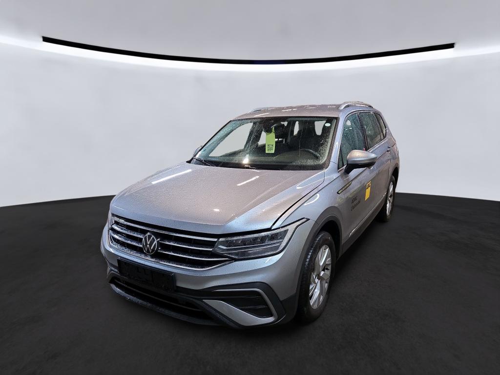 Volkswagen Tiguan 1.5 - Petrol - Automatic - 149 hp - 42.564 km 