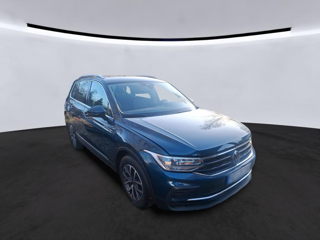 Volkswagen Tiguan 2.0 - Diesel - Manual - 122 hp - 90.882 km 