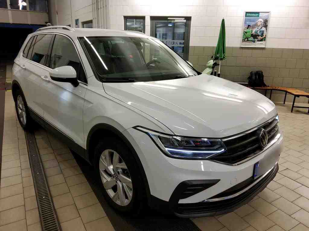 Volkswagen Tiguan 1.5 - Petrol - Manual - 130 hp - 23.690 km 
