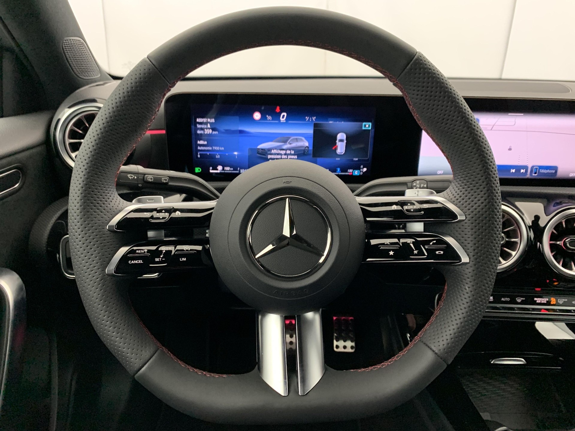 2025 Mercedes-Benz A   